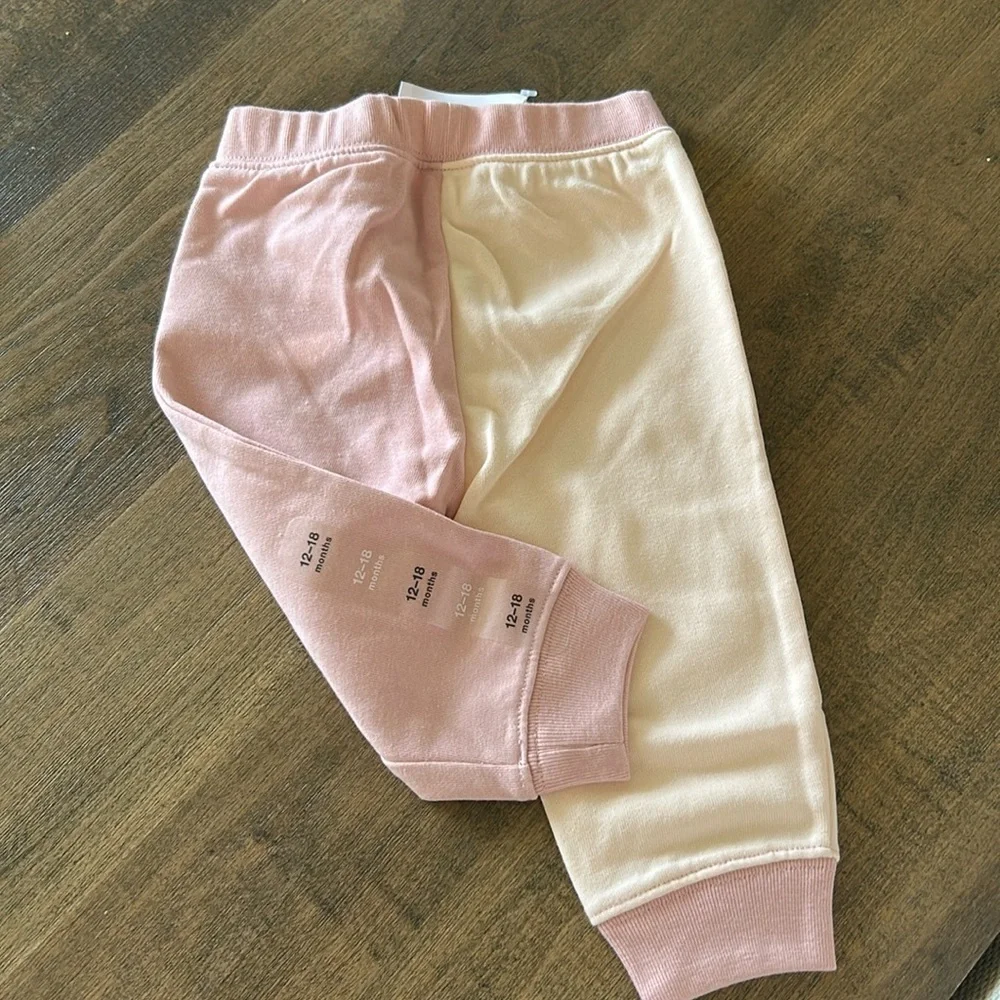 - Baby gap 12-18 months NWT